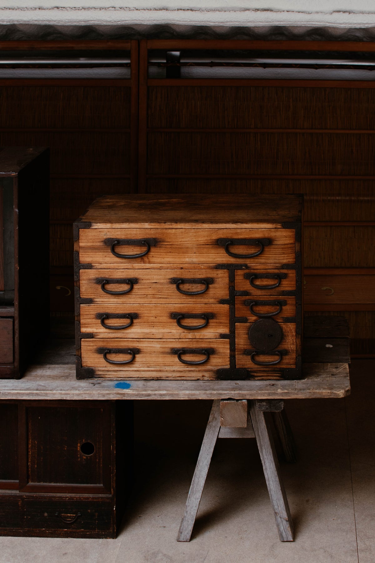 Furniture & Storage