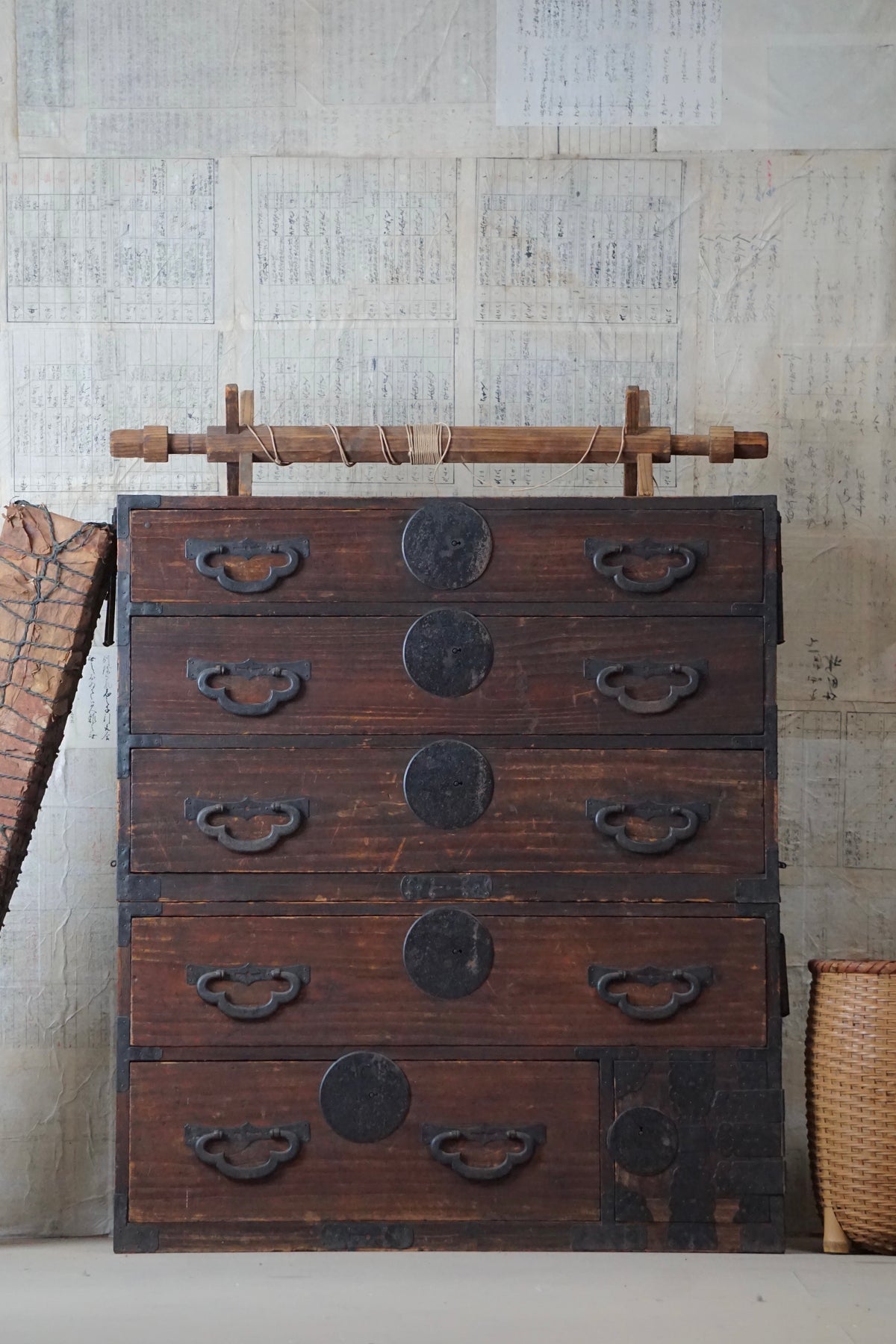 C1900 Rustic Antique Japanese Tansu Chest