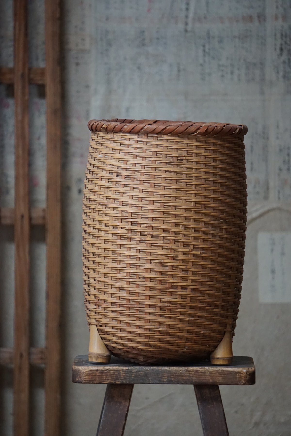 40cm Tall Bamboo Basket - Four-Footed Tall Basket