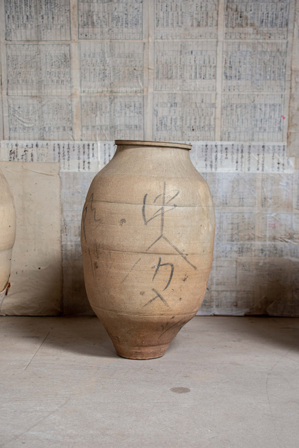 Set of 4 Antique Japanese Tea Leaf Jars - Hachatsubo