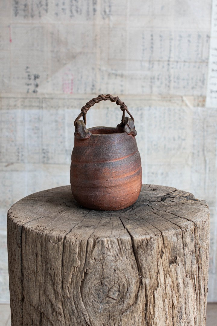 Bizen Ware Tsuru-Tsuki Hanaire - Handled Flower Vase