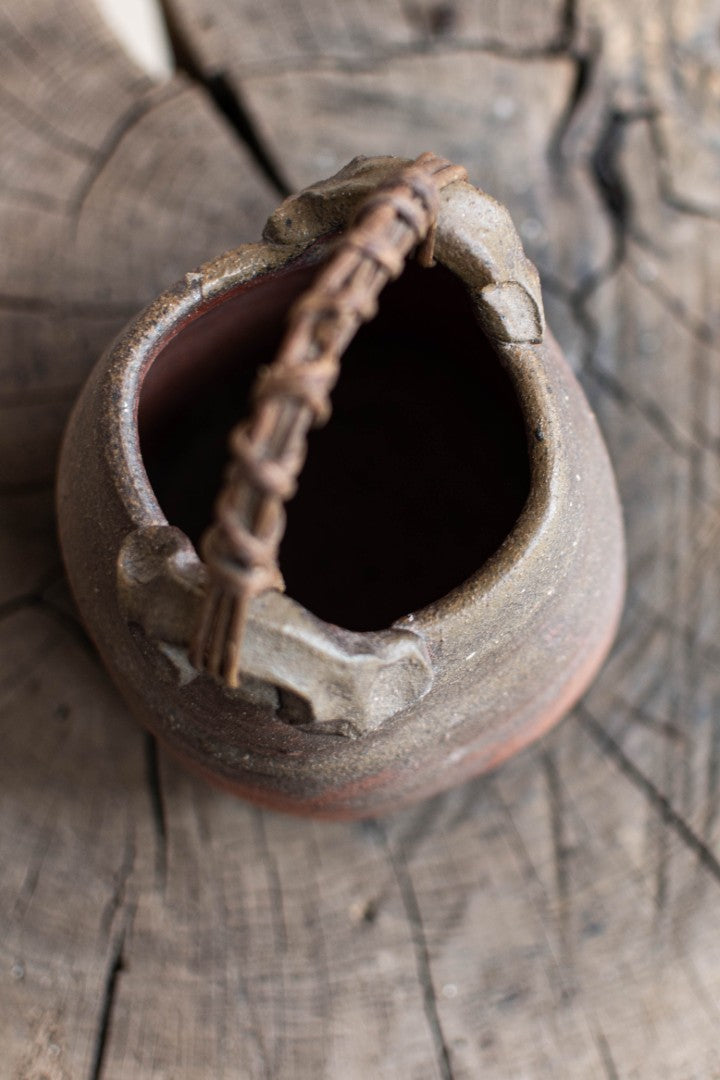 Bizen Ware Tsuru-Tsuki Hanaire - Handled Flower Vase