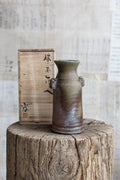 Shigaraki Ware Eared Flower Vase - Mimi-Tsuki Hanaire
