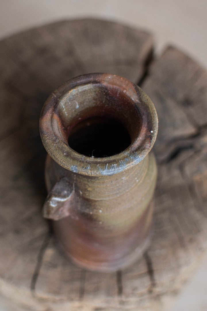 Shigaraki Ware Eared Flower Vase - Mimi-Tsuki Hanaire