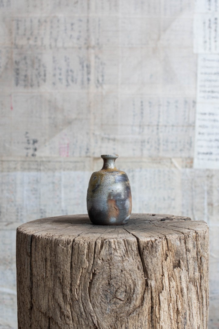 Bizen Ware Tokkuri - Japanese Sake Bottle