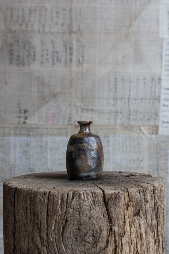 Bizen Ware Tokkuri - Japanese Sake Bottle