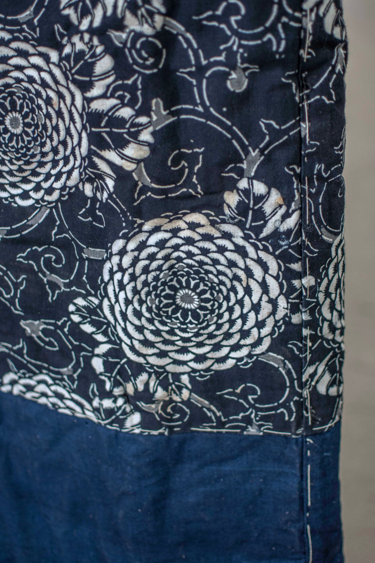 Yogi Antique Japanese Padded Sleeping Robe - Indigo Katazome Kimono